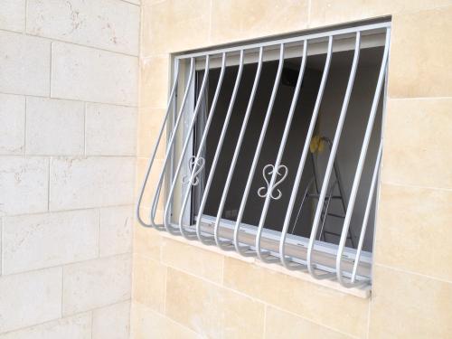 סורג בטן: תמונה מס' 109 קטגוריה:A