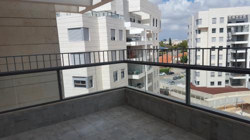 הגבהת מעקה: תמונה מס' 33 קטגוריה:A