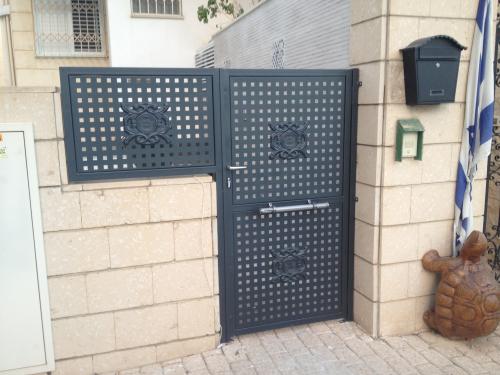 שער מחורר מעוצב: תמונה מס' 157