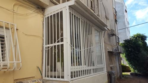 סורגים ישרים דגם גל: תמונה מס' 427 קטגוריה:A
