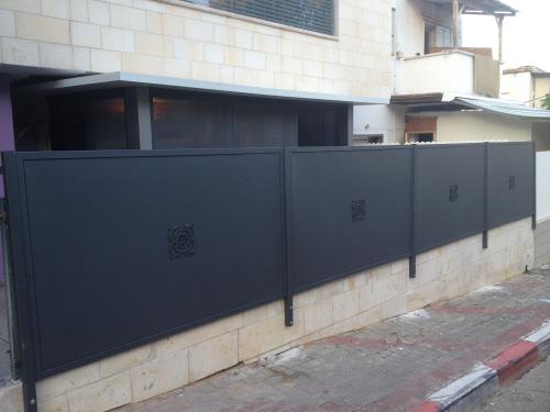 גדר פח אטום: תמונה מס' 87