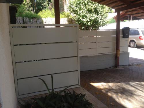 שערים וגדרות הייטק: תמונה מס' 136
