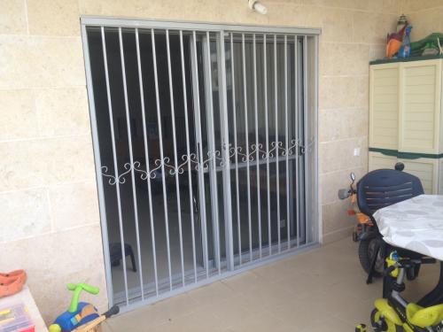 סורג הזזה דגם אס: תמונה מס' 259 קטגוריה:A