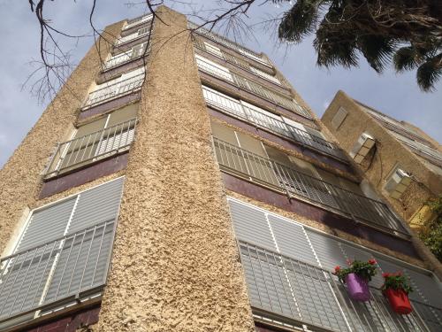 החלפת סורג מעקה: תמונה מס' 354 קטגוריה:A