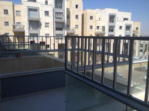 הגבהת מעקה: תמונה מס' 157 קטגוריה:A