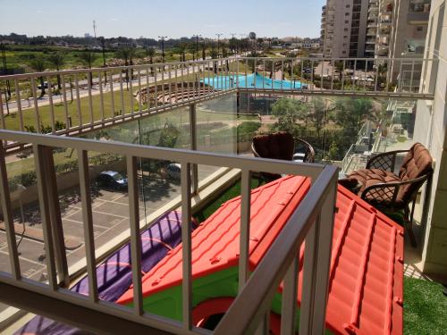 הגבהת מעקה מרפסת: תמונה מס' 95 קטגוריה:A