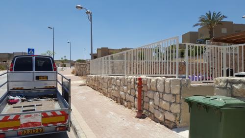 גדר: תמונה מס' 196